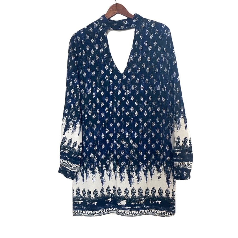 WAYF Long Sleeve Fully Lined Dress
